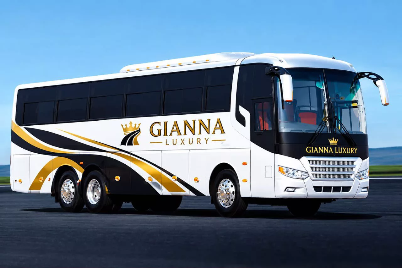 GIANNA LUXURY BUS coach